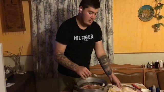 Коптим курицу первый и последний раз) смотреть онлайн