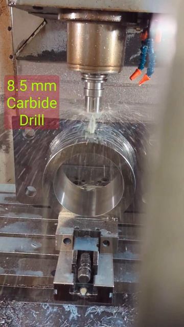CNC tapping #cncmachining #cnc смотреть онлайн