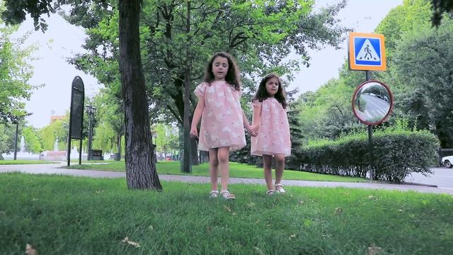 близнецы сестра ԶՈՒՅԳ ՔՈՒՅՐԻԿՆԵՐ