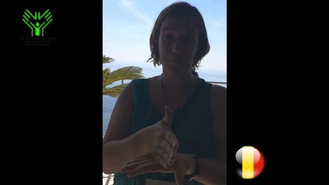 Жестовое обозначение "Переводчик" в разных странах смотреть онлайн