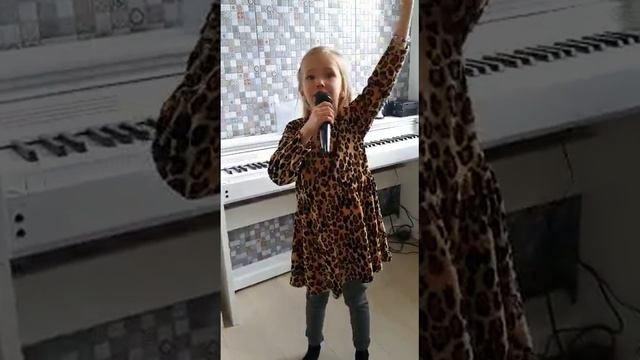 26 - Бабич Оливия г. Сочи - Помогите бегемоту