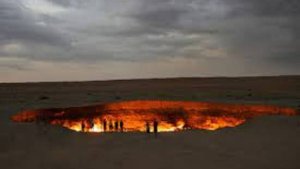 Гигантский кратер Дарваза горит уже больше 40 лет