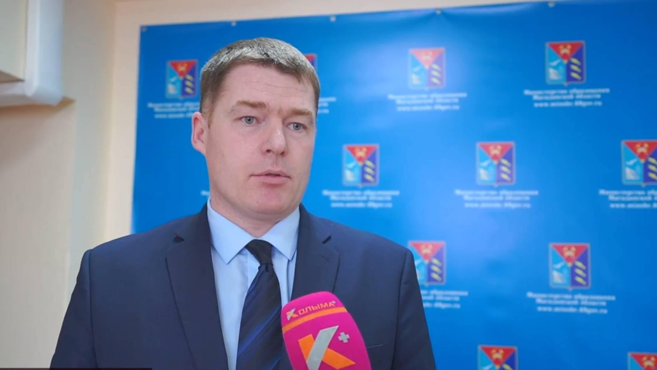 Родители магаданских первоклассников могут заполнить черновики заявлений в школу