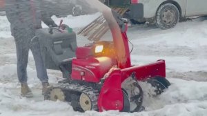 Идеальное решение для зимы: Снегоуборщик Honda Hybrid за 1 500 000 рублей