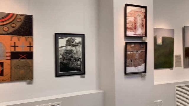 Посещение выставки Современные творения о Вере Владыками Амвросием Феокфилактом и Калистратом