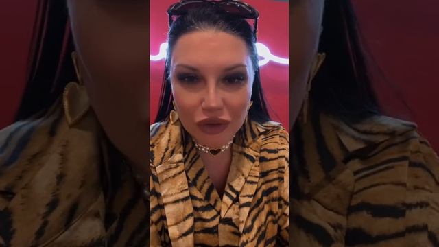 Если накрыла депрессия и ощущение потери смысла жизни и существования. смотреть онлайн