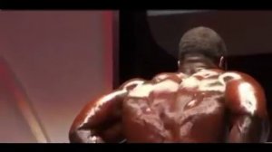 ifbb bodybuilding brandon curry posing pbw 2010 finale 2010
