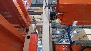 Вертикальная стреппинг машина OMS 08 с подкладкой бруска и верхней доски