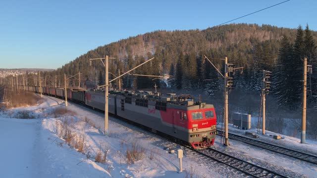Перегон Сорокино: грузовые и пассажирские поезда РЖД и тепловоз | Железная дорога смотреть онлайн