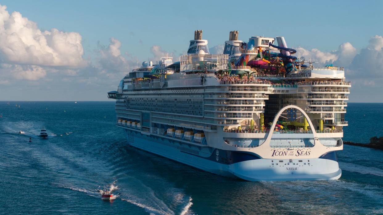 Круизы по Средиземному морю с Royal Caribbean: стильный отдых с ЛаВояж. Поиск и бронирование.