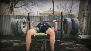 деревенские закисление с кирпичами