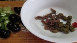Соус из анчоусов с кабачком