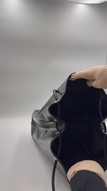 Gucci_tote_XL_black смотреть онлайн