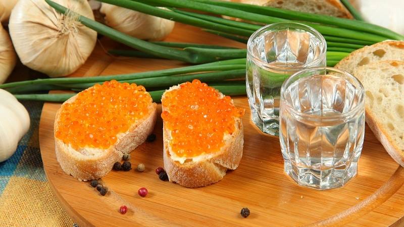 Как пить Русскую водку и культура застолья с водкой!