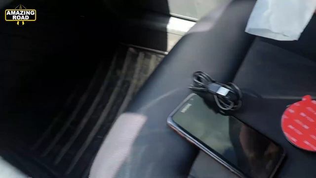 Best Wireless Car Charger Phone Holder with built-in battery with Sensor & Automatic Clamping смотреть онлайн