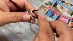 Резинка 2х2 с вытянутыми петлями. Вязание по кругу. Elastic band 2x2 Knitting in a circle.