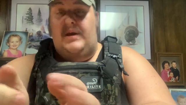 Tabletop Review so far of the Agilite K-19 Plate Carrier and MOLLE Mag Placard #Agilitetactical