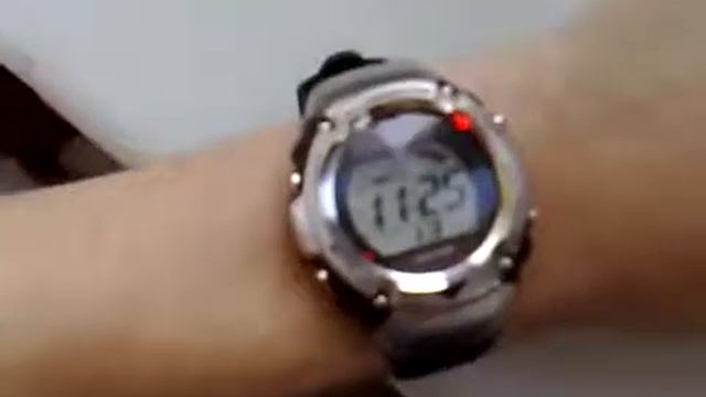 Солнечные Водонепроницаемый цифровой секундомер EL смотреть онлайн