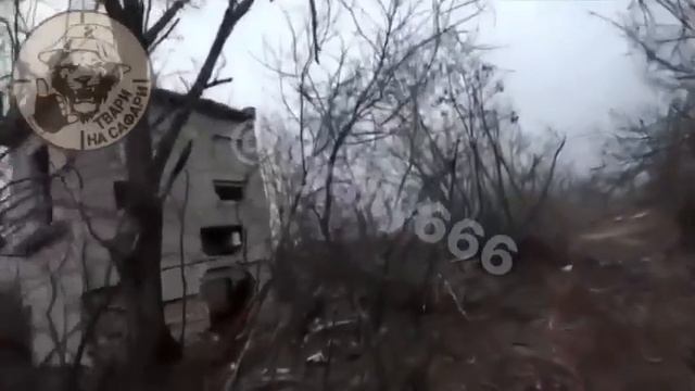 Парни попали в лютый замес смотреть онлайн