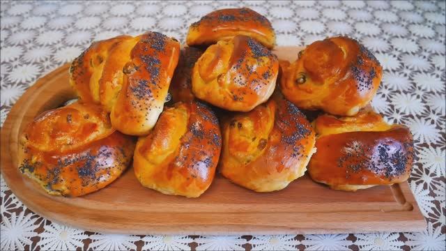 БУЛОЧКИ рецепт Пышные БУЛОЧКИ с ИЗЮМОМ тесто на БУЛОЧКИ домашняя выпечка рецепты