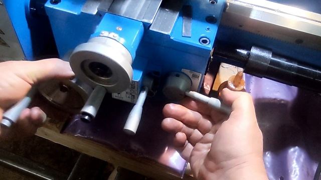 Пополнение в мастерской. Первая стружка новым токарным RC280F660 . смотреть онлайн