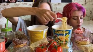 МУКБАНГ🌯ДОМАШНЯЯ ШАУРМА/🍜ДОШИРАК/🍩ПОНЧИКИ/🧁КАПКЕЙКИ/MUKBANG HAMEMADE SHAWARMA/DOSHIRAK/DONUTS