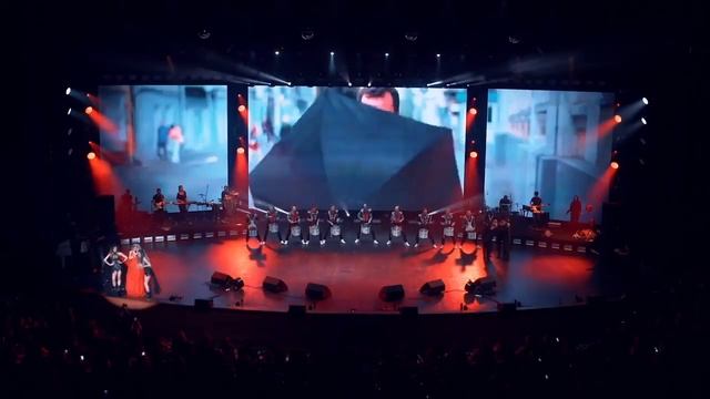 Вера Брежнева - Реальная жизнь & Vasiliev Groove / Шоу барабанщиков Васильев Грув смотреть онлайн