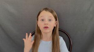 Арина Бурцева, 7лет. Видеовизитка о себе.