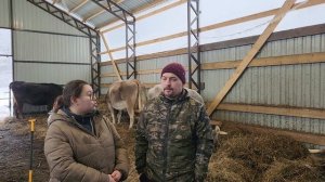 Есть нельзя затаптывать. Запятую ставим, где больше нравится. Наше сено.