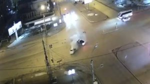 как россиянин на BMW X6 устроил гонки и снес легковушку