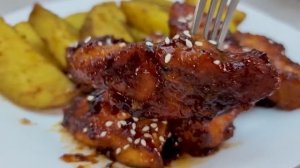 Куриная грудка в соусе барбекю и хрустящий картофель_ простые идеи сытного обеда или ужина из курицы