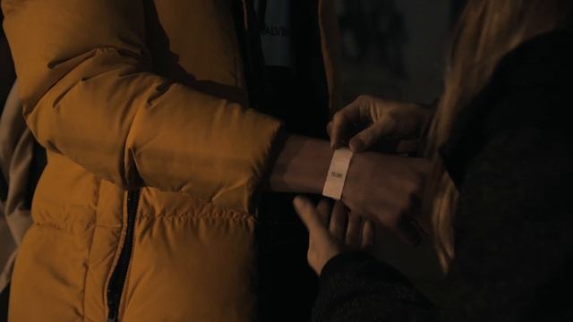 adidas Consortium ZX 4000 4D / Catch me If You Can смотреть онлайн