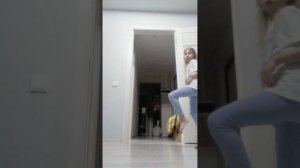 VID_20250327_213626.mp4