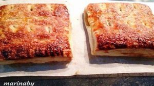 Слойки с яблочным повидлом