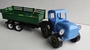 Синий трактор