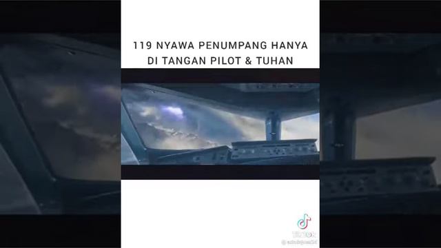 119 penumpang hanya di tangan pilot dan tuhan sicuan airlines 6833 смотреть онлайн