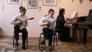 М.Блантер "В лесу прифронтовом" 
Ежкова Мария, Карсанина Кира