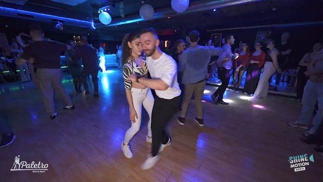 Georgy Tomov  Neda Hristova - Salsa Social Dance  Paletro  Abayomi Christmas Party Time