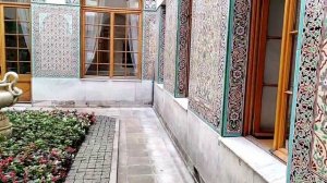 Небольшой внутренний "Арабский дворик" Ливадийского дворца.