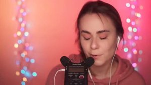 АСМР ЛУЧШАЯ ПОДРУГА РИСУЕТ ТЕБЯ