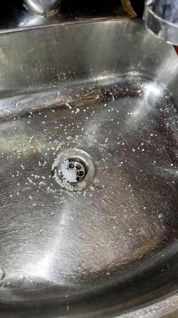 устранить засор на кухне #shorts смотреть онлайн