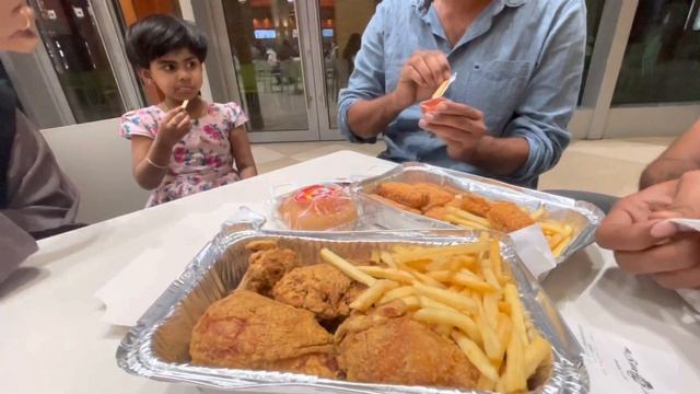 AL BAIK  WORLD  FAMOUS CHEAP FRIED CHICKEN OF SAUDI ARABIA  THE DUBAI MALL