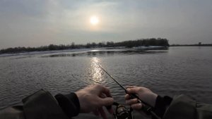 Рыбалка в первый день весны.
