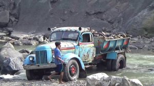 Легенда 1959 года: в Африке до сих пор трудится грузовик родом из СССР