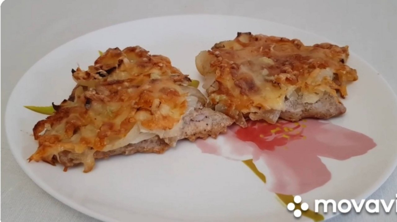 Мясо по-французски.