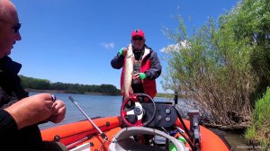 Завершение обкатки Marine Rocket 40 JET. Щука на силикон по мутной воде