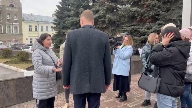 Благодарность за строительство школы у Центра детского творчества