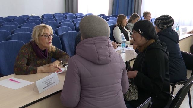 Беременной сироте из Чернышевска помогут с жильём