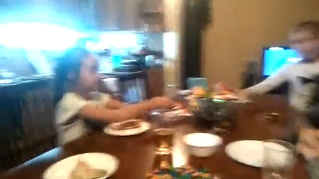 Ожидание VZ Реальность@ Деление конфет на Дне Рождениии смотреть онлайн