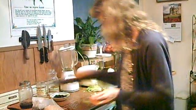 Raw Rhubarb Smoothie смотреть онлайн